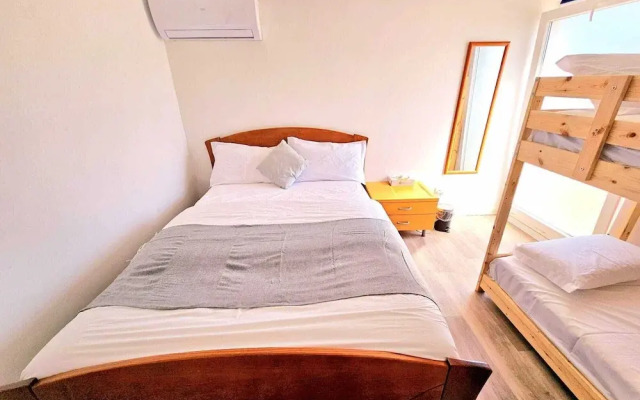 Peers Guest House