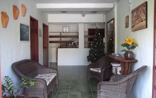 Hostal Blanco Apart-Hotel