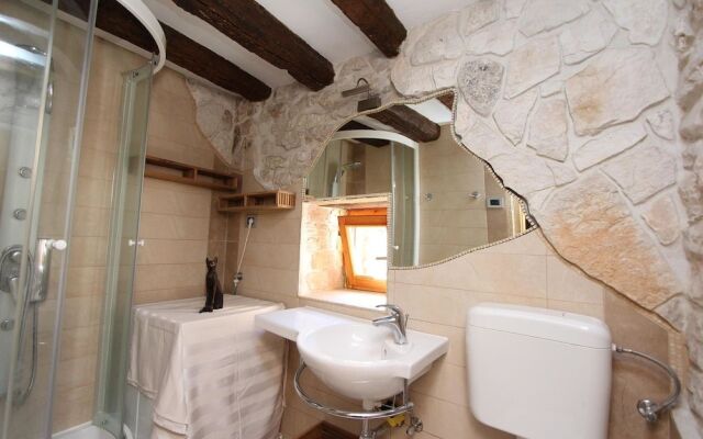 Apartment Midea