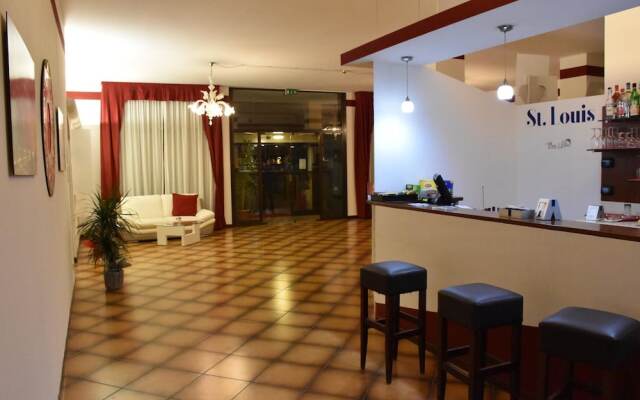 Hotel St. Louis