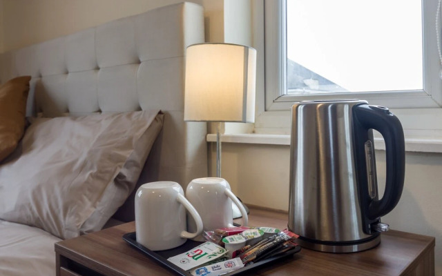 Waves Hotel