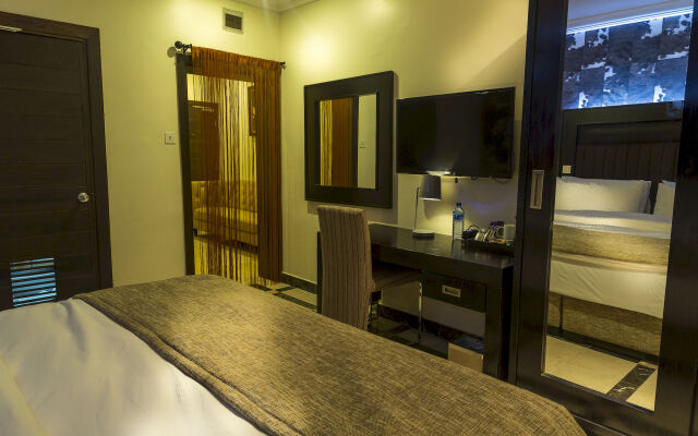 Quo Vadis Hotel