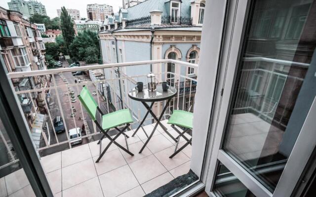 Kyiv Art Apartment