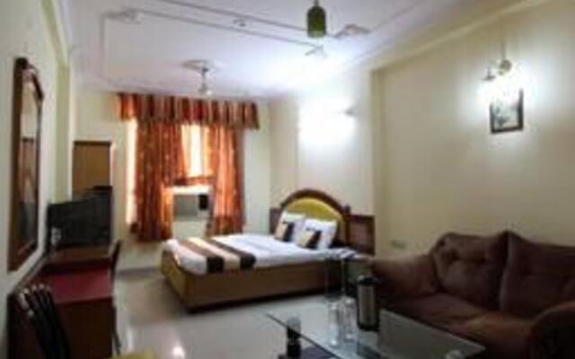 Hotel Kashish Plaza