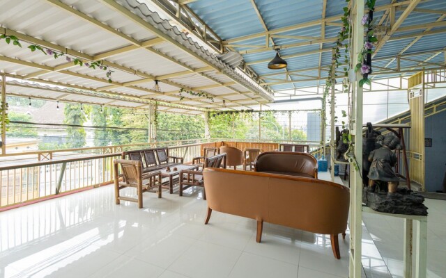 RedDoorz near Wisata Museum Angkut 3