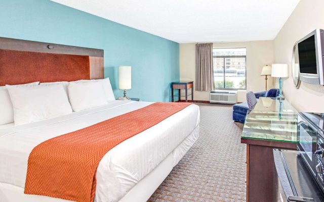 Clarion Pointe Atlanta Airport College Park