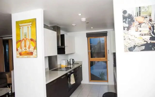 Shorditch Apartment Sleeps 6