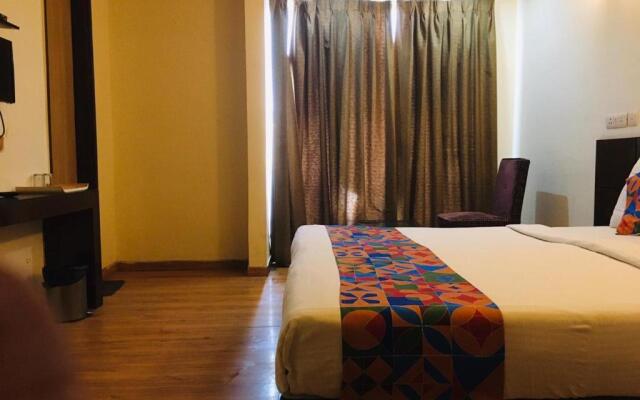 Merriment Alpha Hotel At Noida