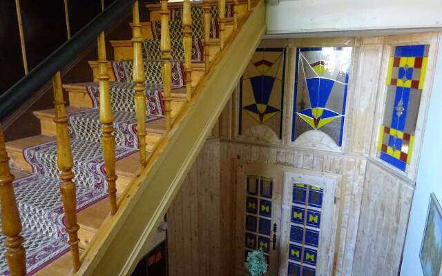 Villa Imperia, Museums-Hotel