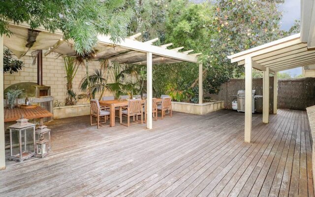 Seabreeze House