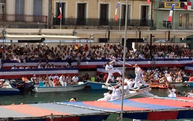 Appartement Sète, 2 pièces, 6 personnes - FR-1-338-63