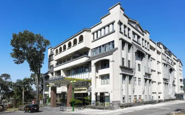 Hoya Hot Springs Resort Guanziling