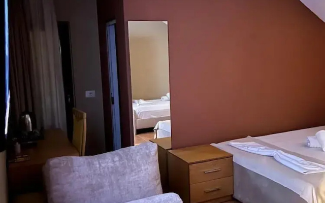 Akropoli Hotel