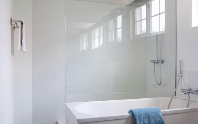 Luxury Villa in Sint-Idesbald with Hot Tub