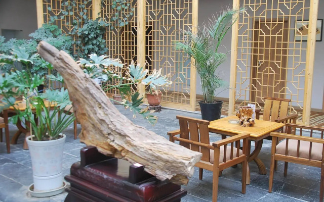 Dunhuang Yuetian Hotel