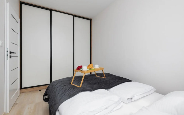 Studio Łużycka With Parking by Renters