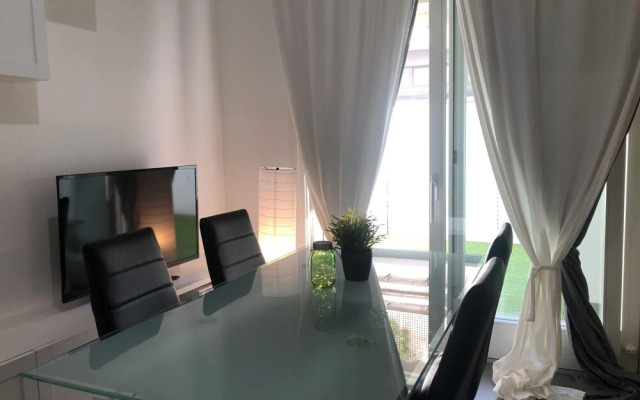 The Italian Home