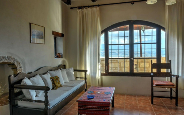 Anna-Malai Traditional Cretan Villa