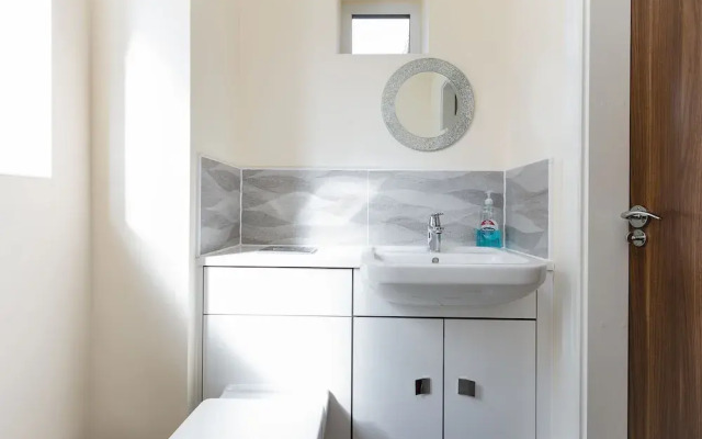 KVM - Quayside House