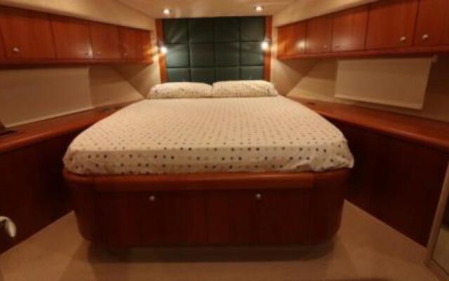 Sunseeker Predator 62