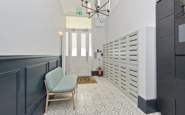 Superb Studio Apartment With Garden Views Near Camden
