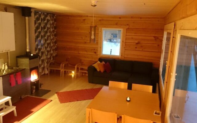 Lake Inari Mobile Cabins