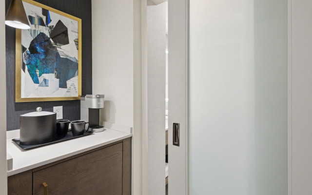 Crowne Plaza Lansing by IHG