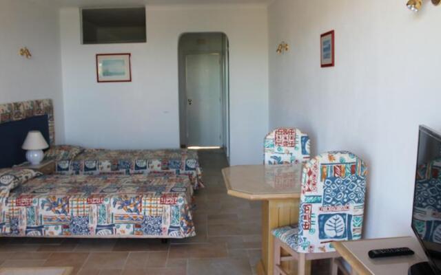 Canavial Garden - Adults Only