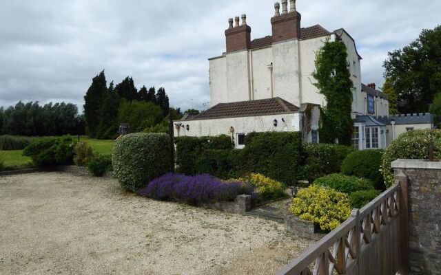 Cribbs Lodge