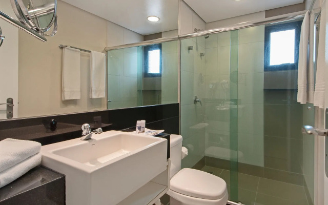 Hotel Adrianópolis All Suites