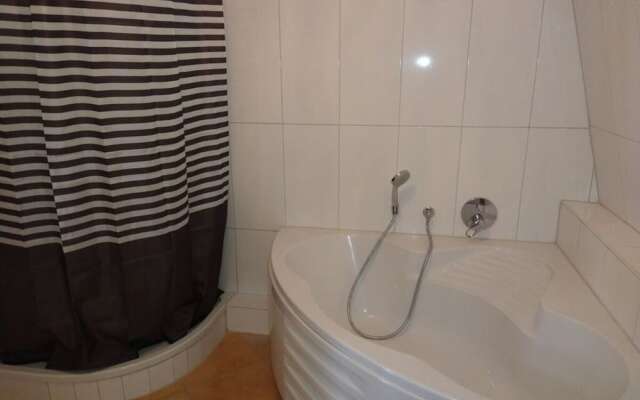 De Bohn Comfortable Holiday Residence