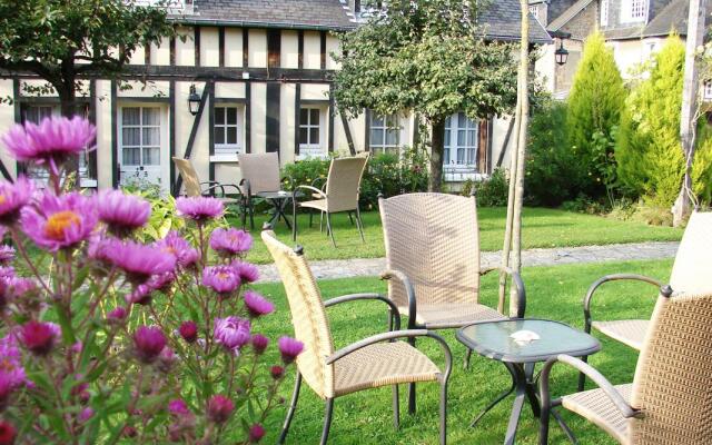 Logis Hôtel de la Croix d'Or