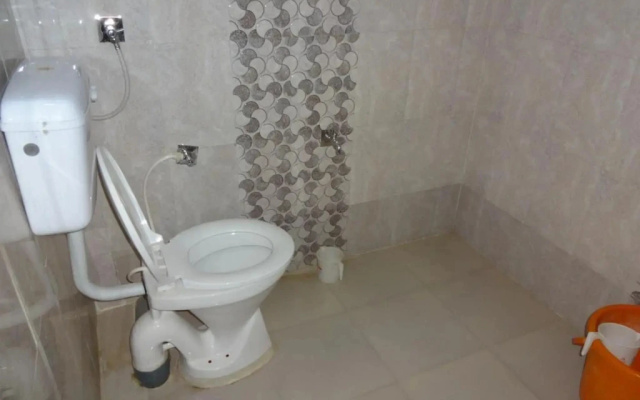 Hotel Gupta Palace – Bathroom – Khajuraho