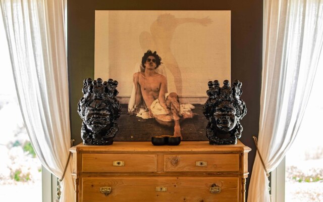 CasaVostra - Ambience Suites