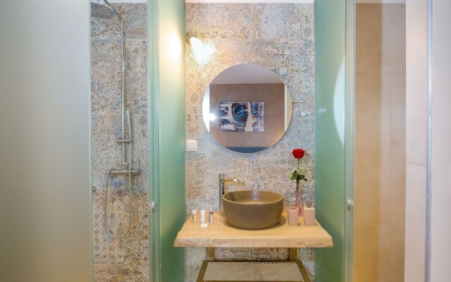 Elma Suites