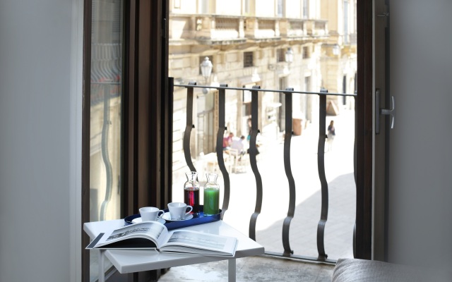 Santacroce Luxury Rooms