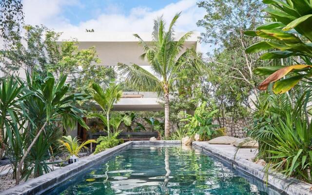 Villa in La Veleta for 16 guests