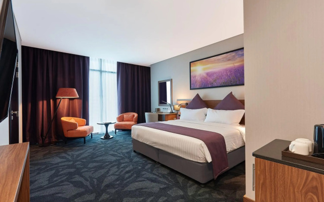 V Hotel Bencoolen