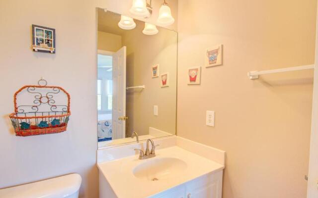 6170 - Poolside Paradise