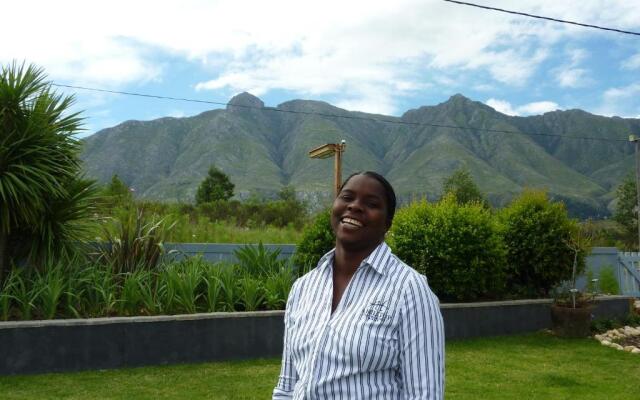 A Hilltop Country Retreat