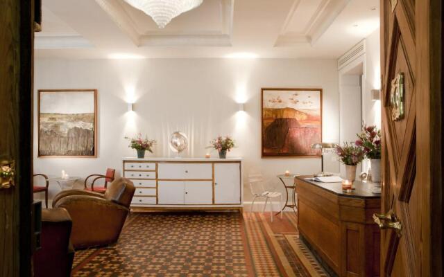 We Boutique Hotel