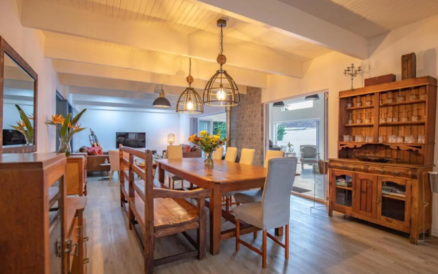 Kelkiewyn Waterkloof Guesthouse