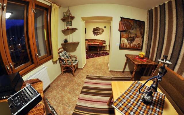 Eco House Family Hotel