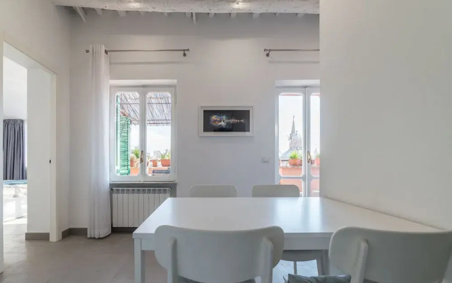 Piazza Navona Panoramic Penthouse