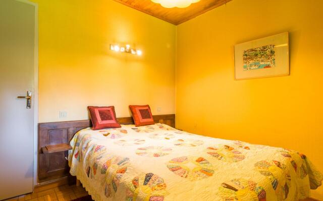 Comfy Holiday Home In Espère With Private Pool