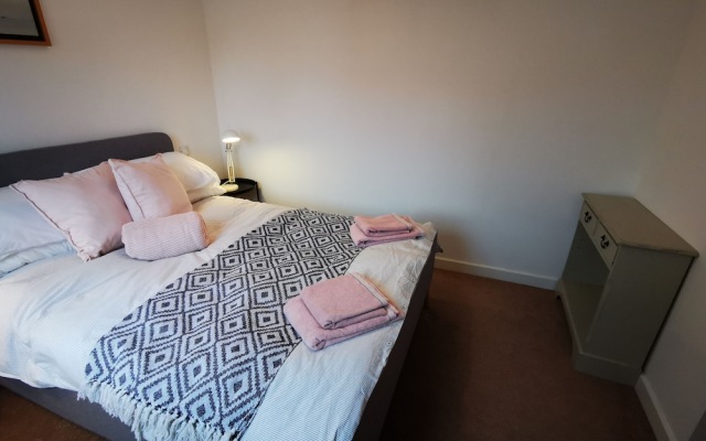 No 9 - Bracklesham Bay Apartment