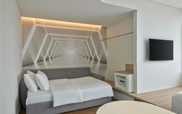 Tru by Hilton Nam Dinh City Centre – Guest Rooms – Nam Dinh
