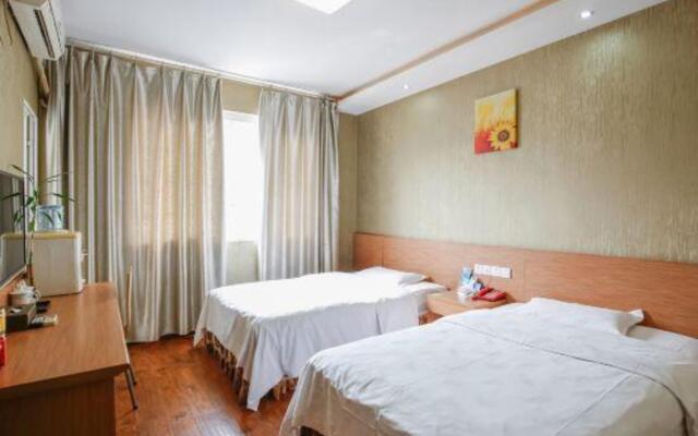 Longmen Business Hotel