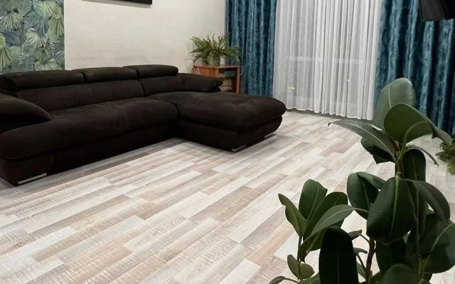 Апартаменты на улице Запарина 25