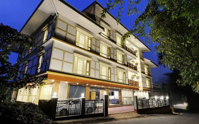 Yashshree Mussoorie Mall Road